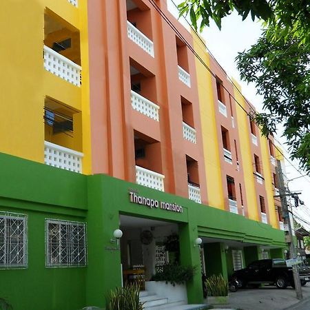 Thanapa Mansion Bangkok Exterior photo